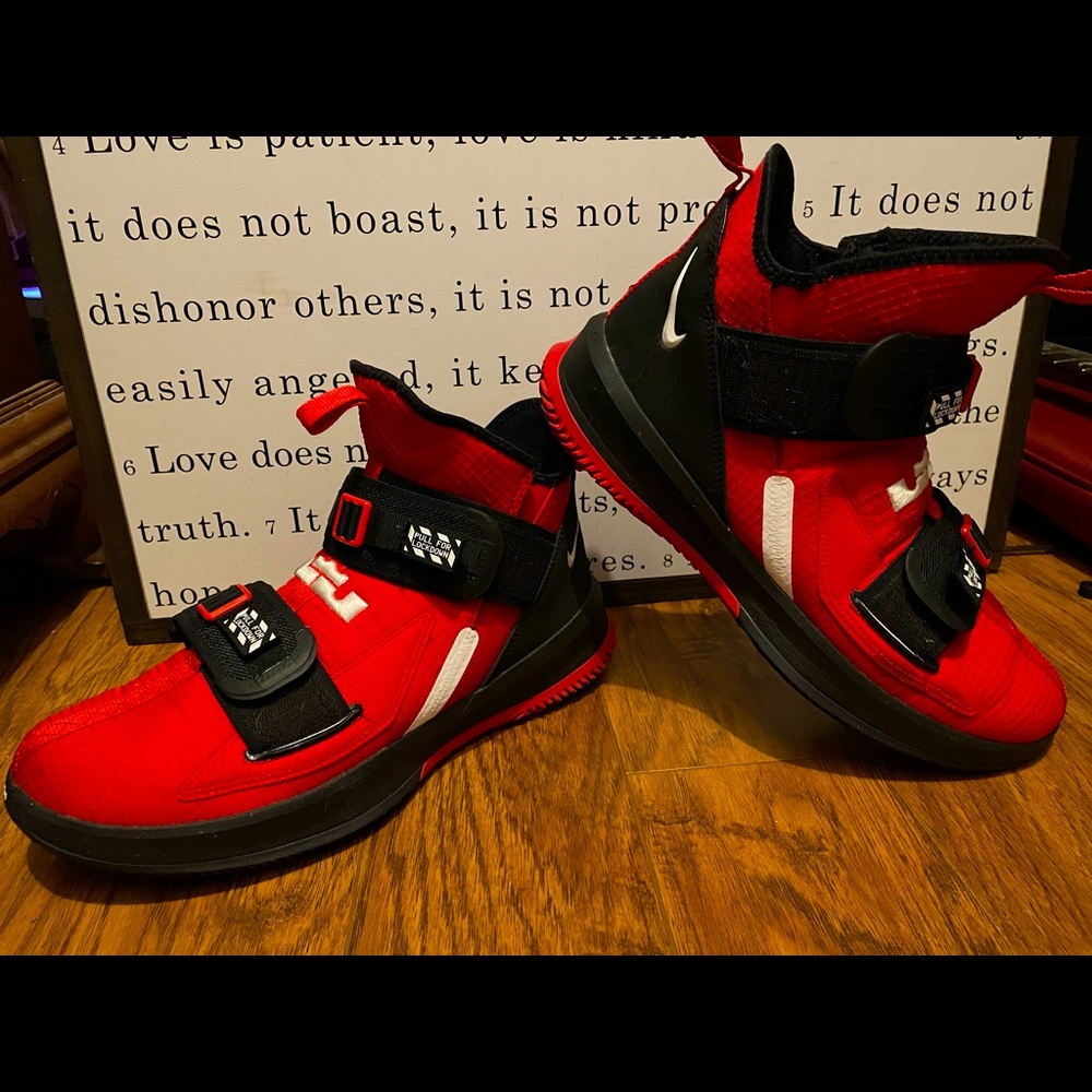 Lebron Soldier 13